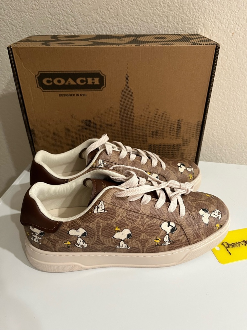 NIB  Limited Coach X Peanuts men Sneaker Signature Canvas size 10D - Picture 7 of 9